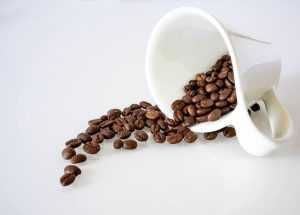 Home Rood-witte koffiebeker to go met isolatie, ideaal voor warme koffie onderweg